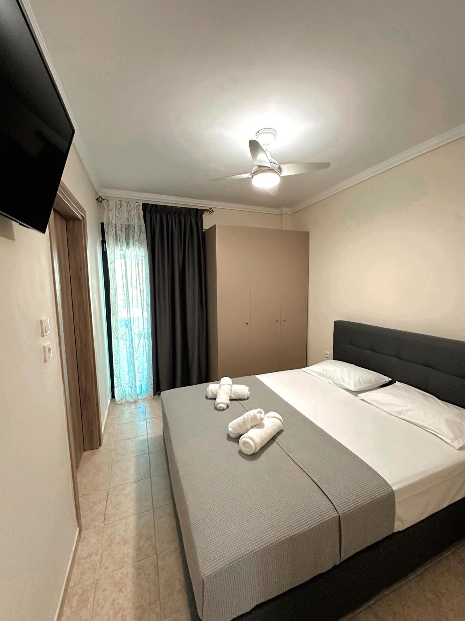Diara Apartment Néa Iráklia Exterior foto