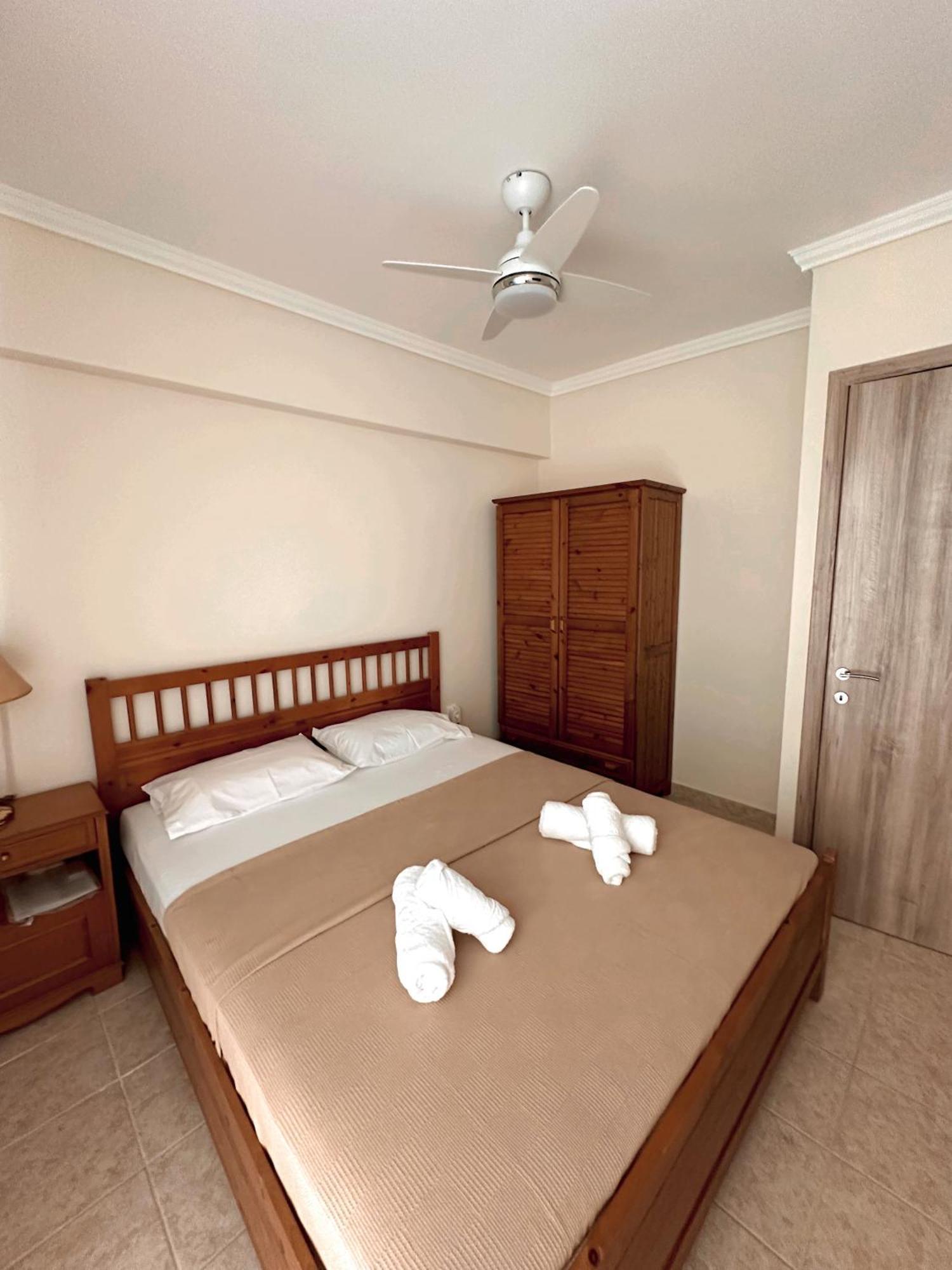 Diara Apartment Néa Iráklia Exterior foto